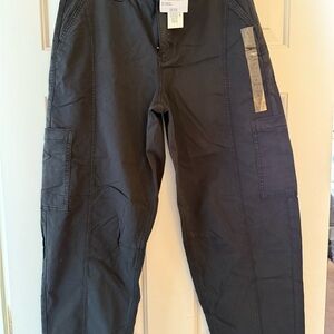 American Eagle Outfitters Dark Gray Cropped Barrel Pants